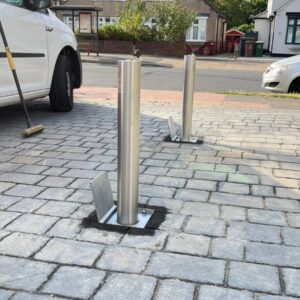 LB670 Stainless Steel Telescopic Bollard Excluded Installation
